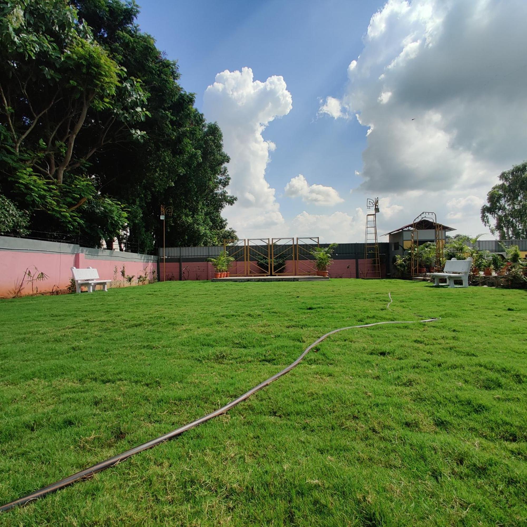 Kashmir Farmhouse - Hyderabad Villa Eksteriør bilde
